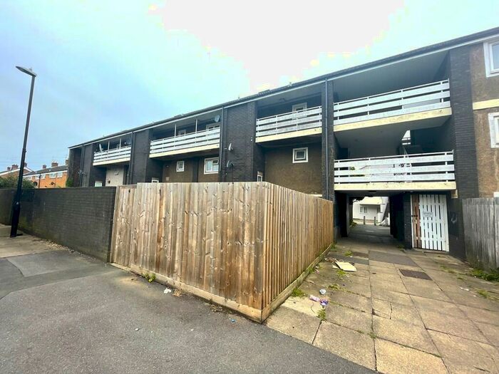 1 Bedroom Flat To Rent In Little Farm, Coventry, CV3