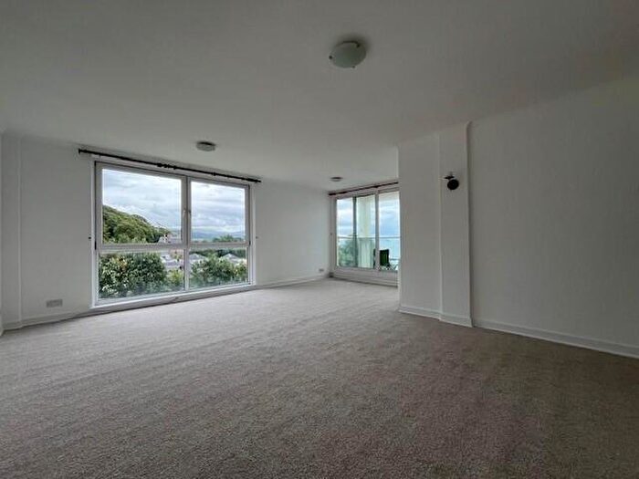 2 Bedroom Flat To Rent In Holmwood, Largs, KA30