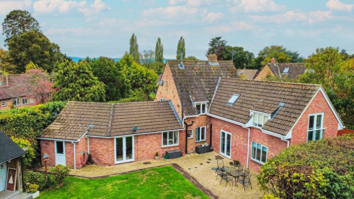 4 Bedroom Detached House For Sale In Manor Orchard, Staplegrove, Taunton, Somerset, TA2