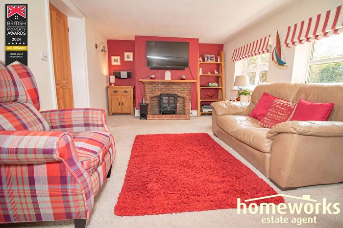 3 Bedroom Detached House For Sale In Dereham Road, Mattishall, Dereham, NR20