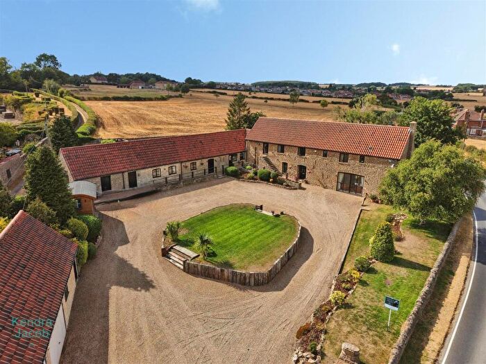 6 Bedroom Barn Conversion For Sale In Worksop Road, Woodsetts, Worksop, S81