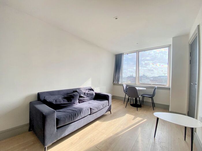 Studio To Rent In Mercantile House, Uxbridge, Greater London, UB8