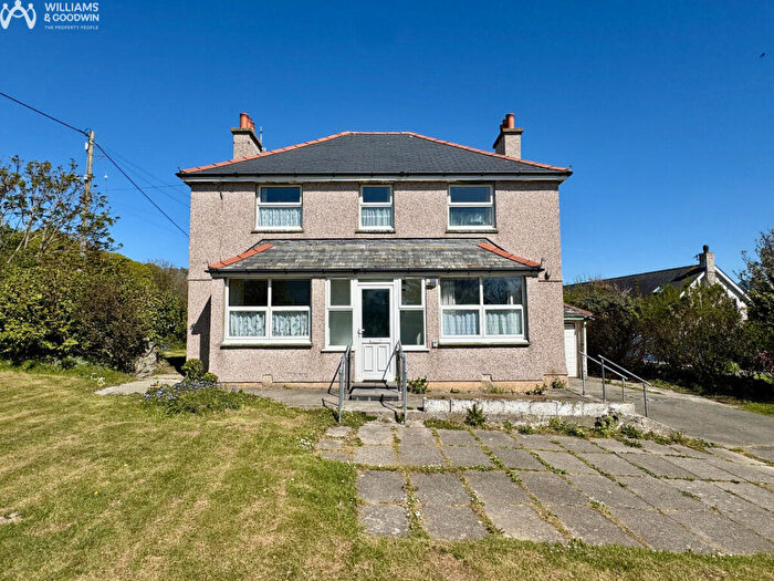 4 Bedroom Detached House For Sale In Lon St. Ffraid, Trearddur Bay, Anglesey, LL65
