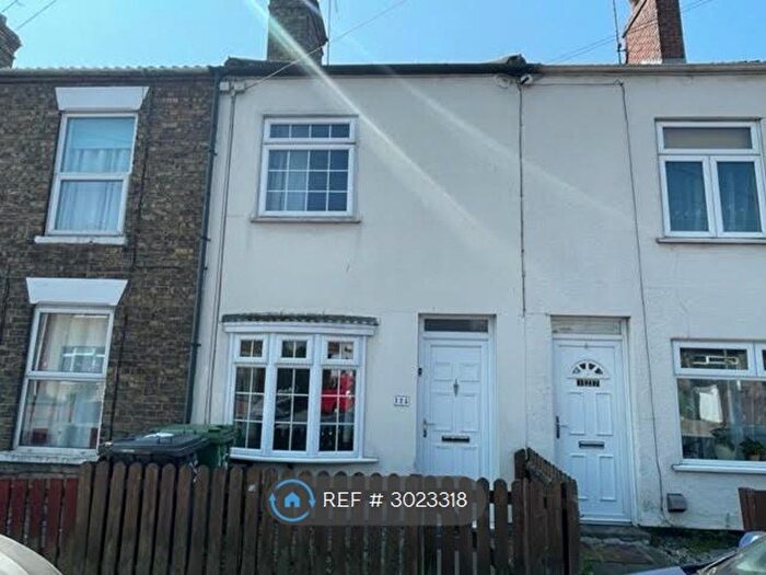 2 Bedroom Terraced House To Rent In High St, Peterborough, PE2