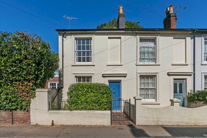 2 Bedroom End Of Terrace House To Rent In Parchment Street, Winchester, SO23