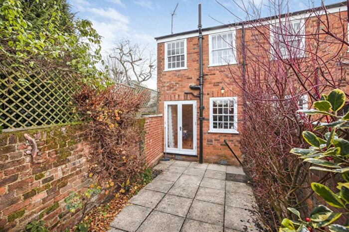 2 Bedroom End Of Terrace House To Rent In Welclose Street, St. Albans, Hertfordshire, AL3