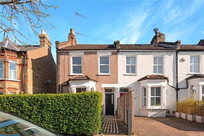 3 Bedroom Terraced House For Sale In Dunstans Road, East Dulwich, London, SE22