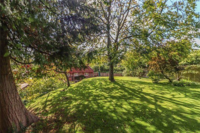 4 Bedroom Detached House For Sale In Livery Road, Winterslow, Salisbury, Wiltshire, SP5