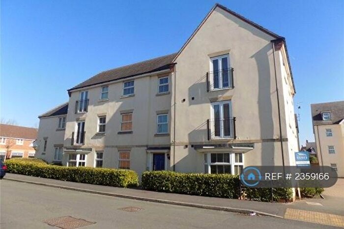 2 Bedroom Flat To Rent In Vistula Crescent, Swindon, SN25
