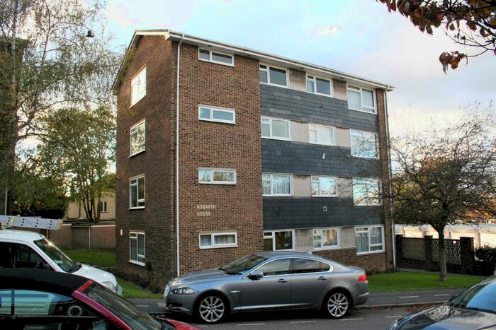 1 Bedroom Apartment To Rent In Sutton Grove, Sutton, SM1