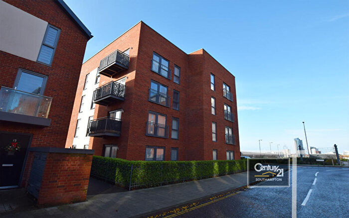 1 Bedroom Flat To Rent In |Ref: |, Arcadia, John Thornycroft Road, Southampton, SO19