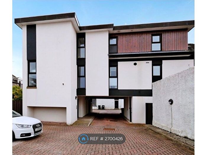 2 Bedroom Flat To Rent In Broomhill, Aberdeen, AB10
