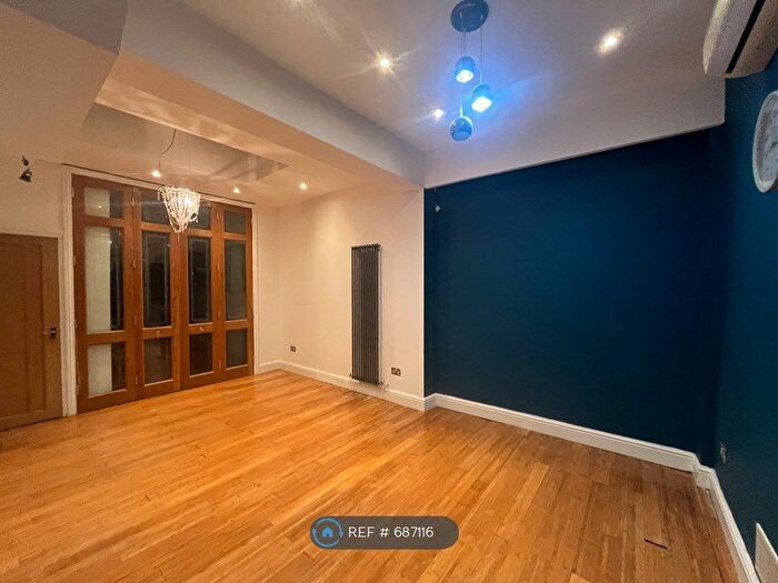 2 Bedroom Flat To Rent In Richmond Road, Ilford, IG1