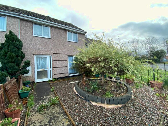 2 Bedroom Terraced House To Rent In Elgar Avenue, Malvern WR14