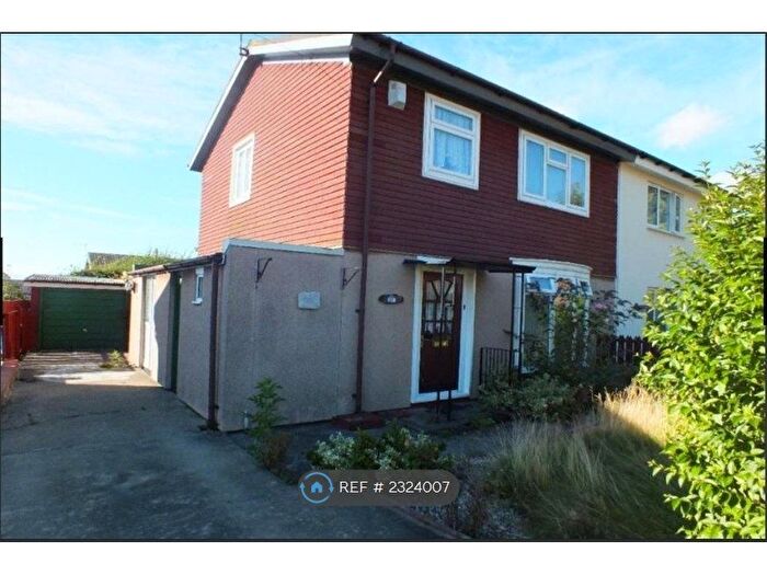 3 Bedroom Semi-Detached House To Rent In Deanham Gardens, Newcastle Upon Tyne, NE5