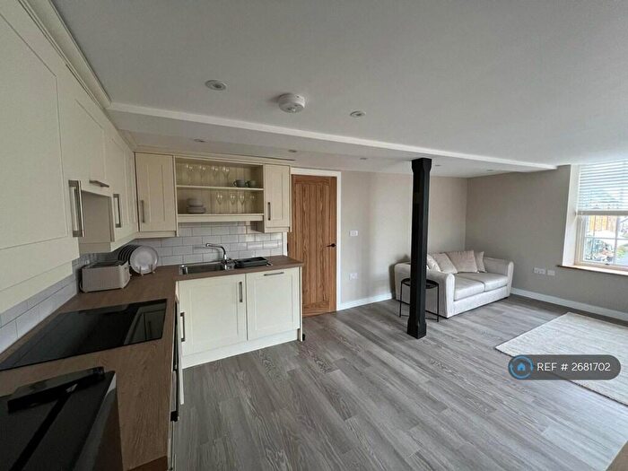 1 Bedroom Flat To Rent In Bull Ring, Deddington, Banbury, OX15