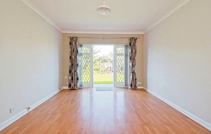 1 Bedroom House To Rent In Selwyn Crescent, Welling, Kent, DA16