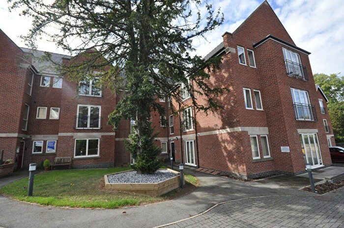 2 Bedroom Flat To Rent In Derby Road, Belper, Derbyshire, DE56