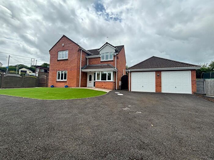 4 Bedroom Detached House For Sale In Clos Benallt Fawr, Pontarddulais, Swansea, SA4