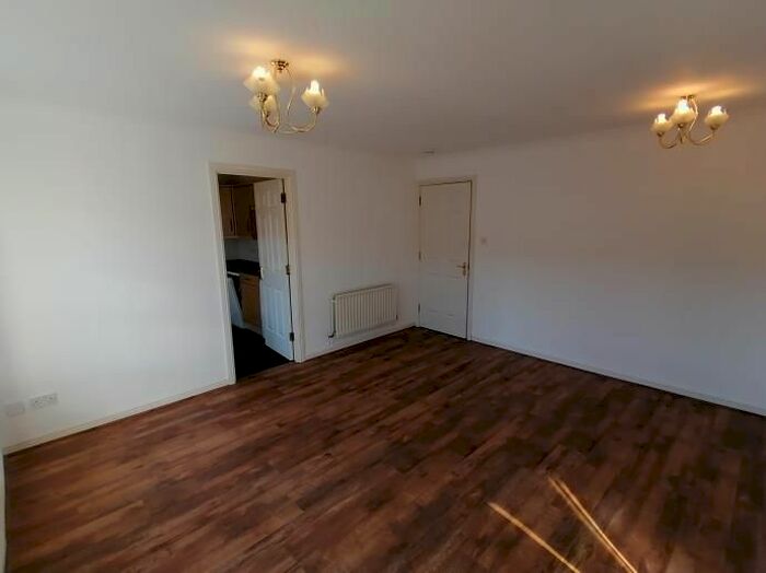 2 Bedroom Flat To Rent In Mitchell Street, Edinburgh, EH6