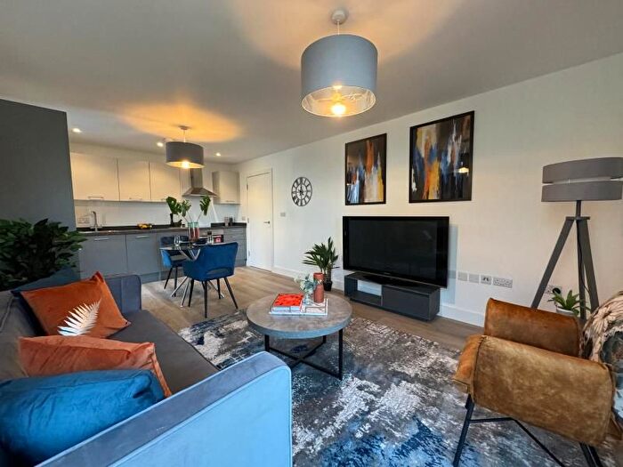 1 Bedroom Flat To Rent In Farnborough Road, Farnborough, GU14