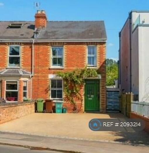 4 Bedroom Semi-Detached House To Rent In Priors Road, Cheltenham, GL52