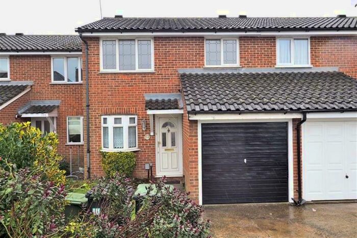3 Bedroom House To Rent In Chester Road, Loughton, IG10