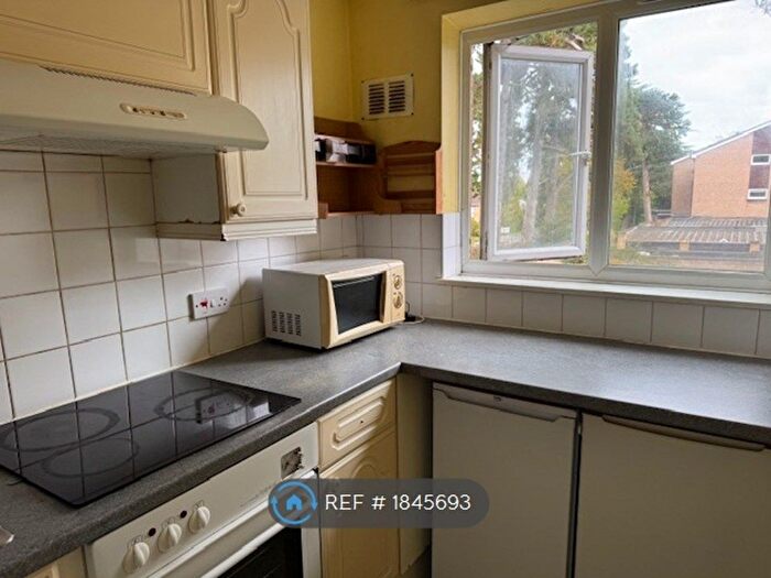 1 Bedroom Flat To Rent In Chichester Road, Croydon, CR0