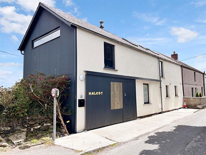 3 Bedroom Cottage For Sale In Halwin Crescent, Porkellis, Helston, TR13