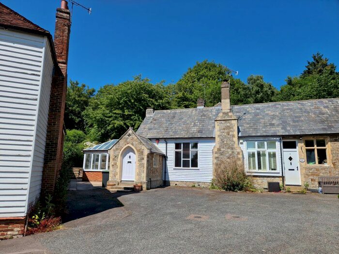 2 Bedroom Property To Rent In Church Hill, Harbledown, Canterbury, CT2