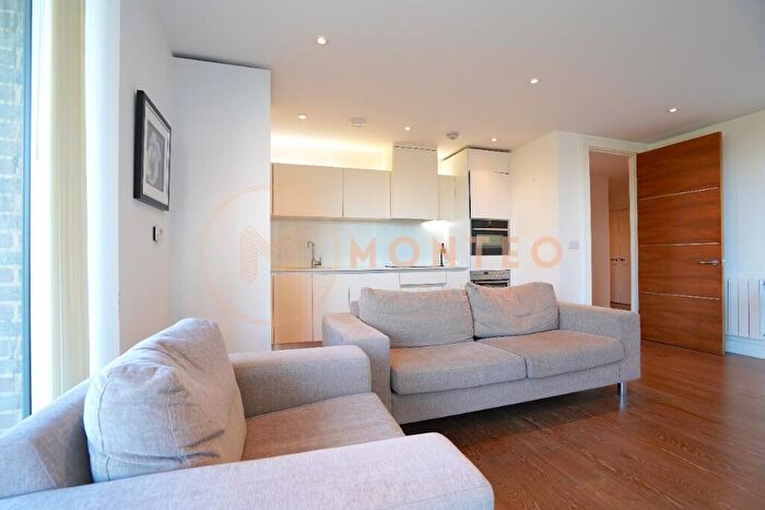2 Bedroom Flat For Sale In Tizzard Grove, London, SE3