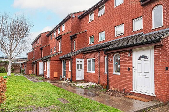 1 Bedroom Flat To Rent In Dean Gate Close, Sydenham, London, SE23