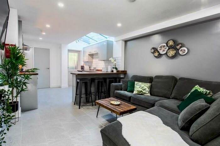 5 Bedroom Terraced House To Rent In St. Georges Road, Coventry, CV1