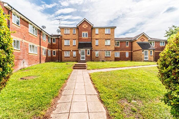 1 Bedroom Flat For Sale In Shortlands Close, Belvedere, Kent, DA17