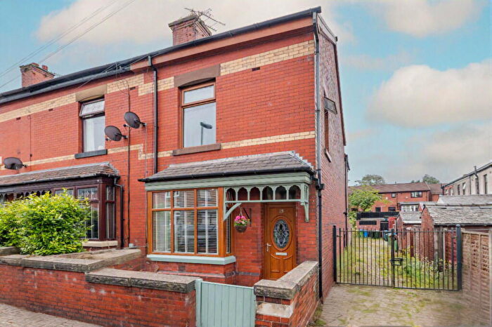 3 Bedroom End Of Terrace House For Sale In Barley Hall Street, Heywood, OL10