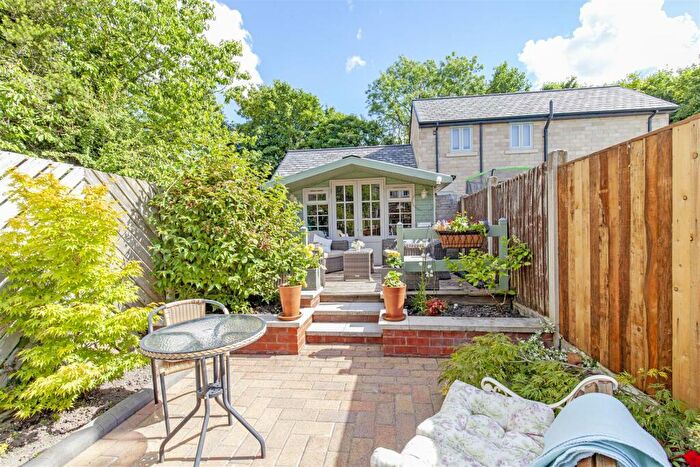 3 Bedroom Terraced House For Sale In Chatsworth Road, Brampton Chesterfield, S40