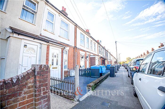2 Bedroom Terraced House To Rent In Riverside Road, Ipswich, Suffolk, IP1