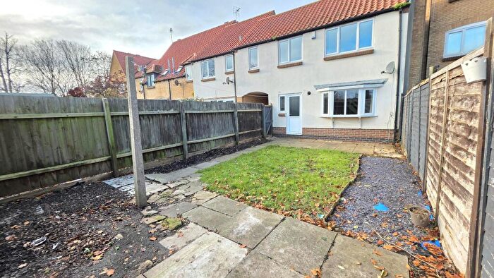 2 Bedroom Terraced House For Sale In The Paddock, Sleaford, NG34