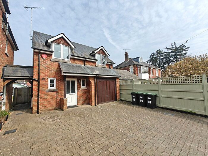 2 Bedroom Detached House For Sale In Brookley Road, Brockenhurst, Hampshire, SO42