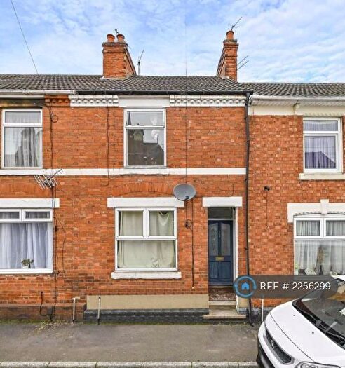 3 Bedroom Terraced House To Rent In King Street, Kettering, NN16