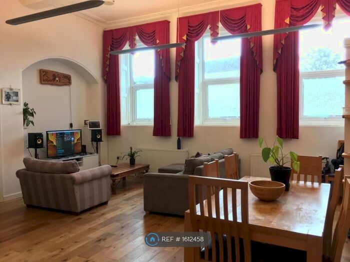 2 Bedroom Maisonette To Rent In Piccadilly Building, Bristol, BS5