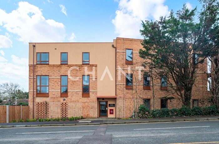 2 Bedroom Apartment To Rent In Cuckoo Hill, Pinner, HA5