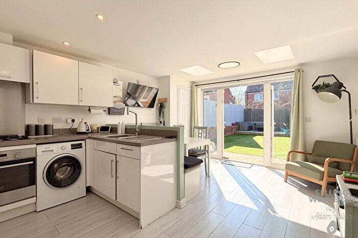 2 Bedroom End Terrace House For Sale In Bell Road, Winnersh, Wokingham, RG41