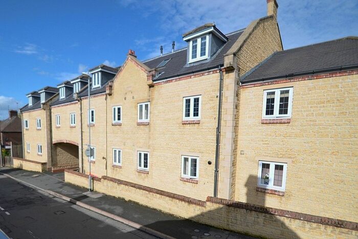 2 Bedroom Flat To Rent In Stocks Court, Corby, Northamptonshire, NN17