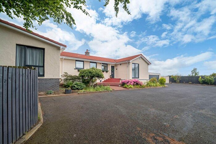 6 Bedroom Detached House For Sale In Ecclesmachan Road, Uphall, Broxburn, West Lothian, EH52