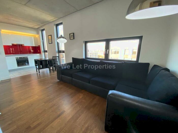 1 Bedroom Apartment To Rent In Chips, New Islington Marina, M4