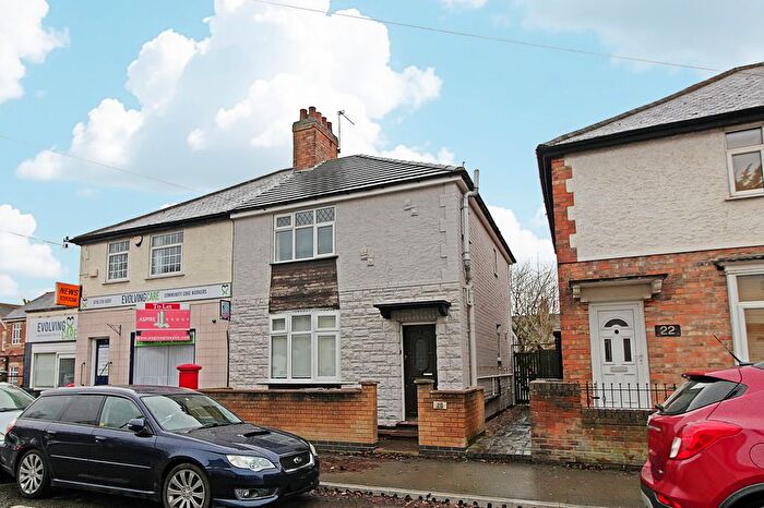3 Bedroom Semi Detached House For Sale In Pullman Road, Wigston, LE18