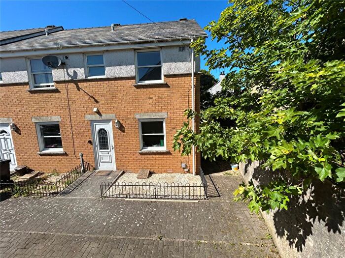 3 Bedroom End Of Terrace House For Sale In Holborn Close, Holyhead, Isle Of Anglesey, LL65