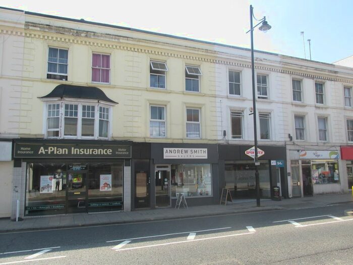 1 Bedroom Flat To Rent In West Street, Fareham, Hampshire, PO16