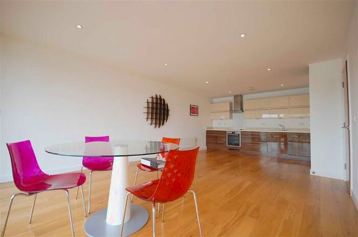 2 Bedroom Flat To Rent In Westholme Gardens, Ruislip HA4